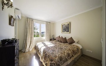 Property slide 7