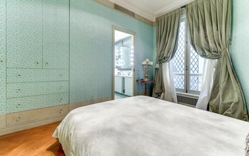 Property slide 10