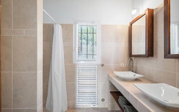 Property slide 17