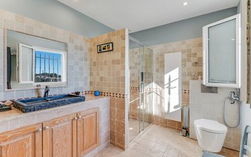 Property slide 14