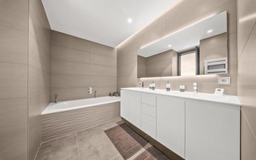 Property slide 16