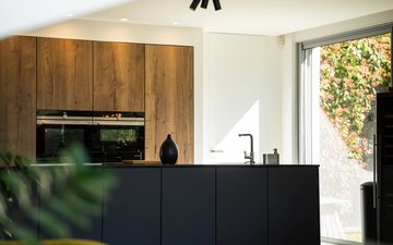 Property slide 7