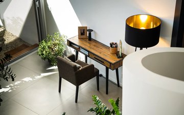 Property slide 10
