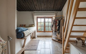 Property slide 10