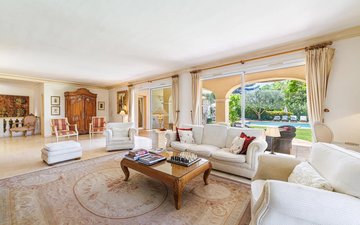 Property slide 10