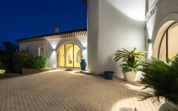 Property slide 11