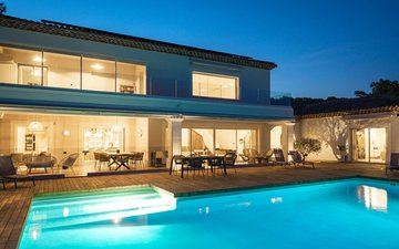 Property slide 15