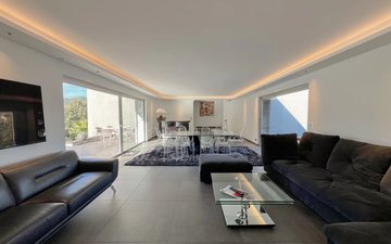 Property slide 8