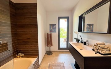 Property slide 19