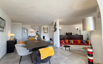 Property slide 14