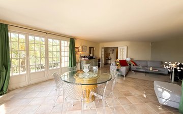Property slide 10