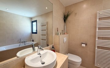 Property slide 20
