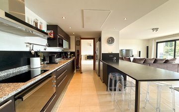 Property slide 7
