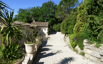 Property slide 14