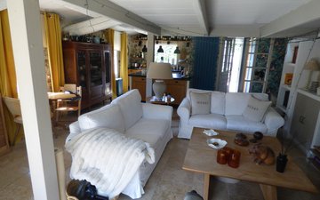Property slide 16