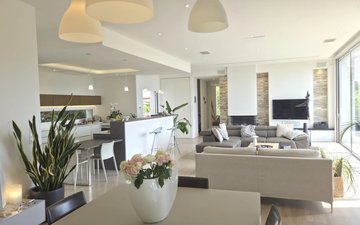 Property slide 14