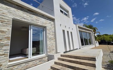 Property slide 19