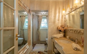 Property slide 18