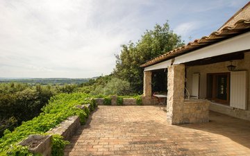 Property slide 14