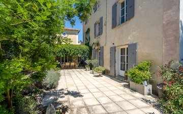 Property slide 14