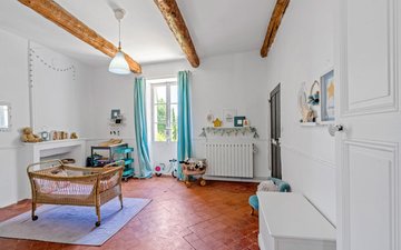 Property slide 8