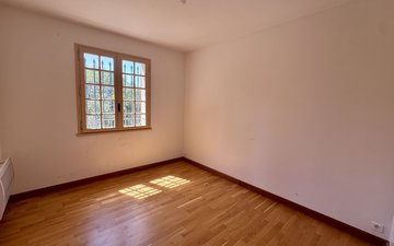Property slide 6