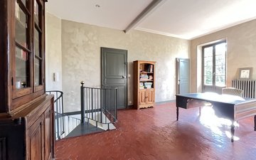 Property slide 16