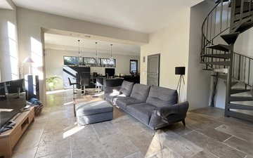 Property slide 5
