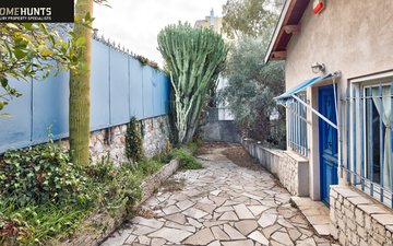 Property slide 17
