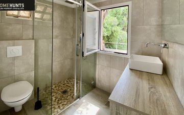 Property slide 14