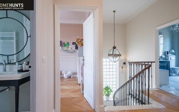Property slide 18