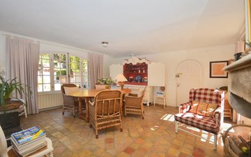 Property slide 17
