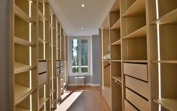 Property slide 17