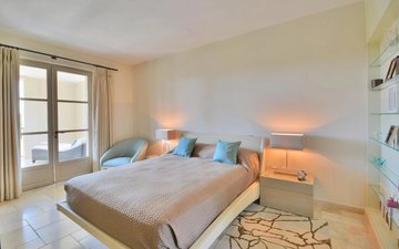 Property slide 19