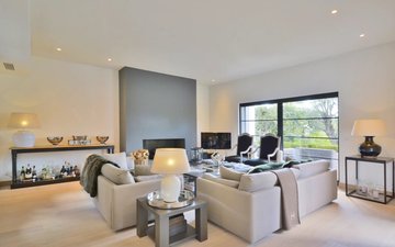 Property slide 19
