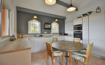 Property slide 17