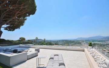 Property slide 7