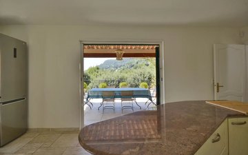 Property slide 18