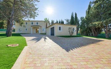 Property slide 16