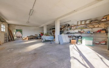 Property slide 17