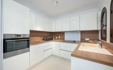 Property slide 14