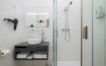 Property slide 19