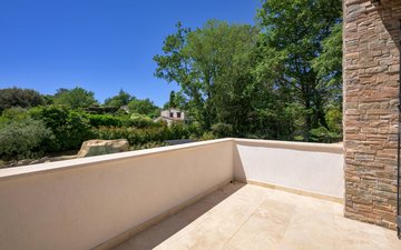 Property slide 17