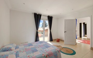 Property slide 15