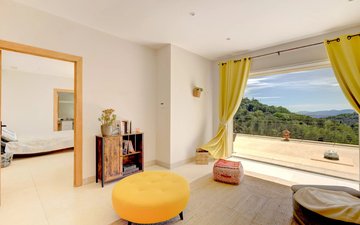 Property slide 12