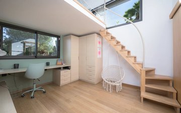 Property slide 18