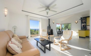 Property slide 7