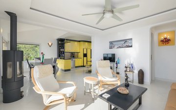Property slide 10