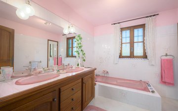 Property slide 19