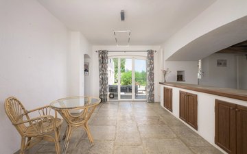Property slide 15